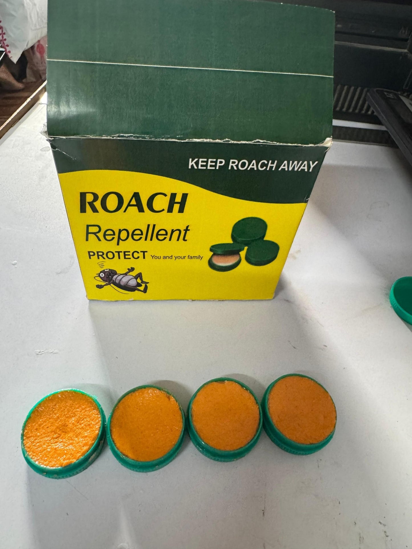 Effective Roach Repellent Bait – Safe for Homes & Pets | Quick Action, Long-Lasting Protection